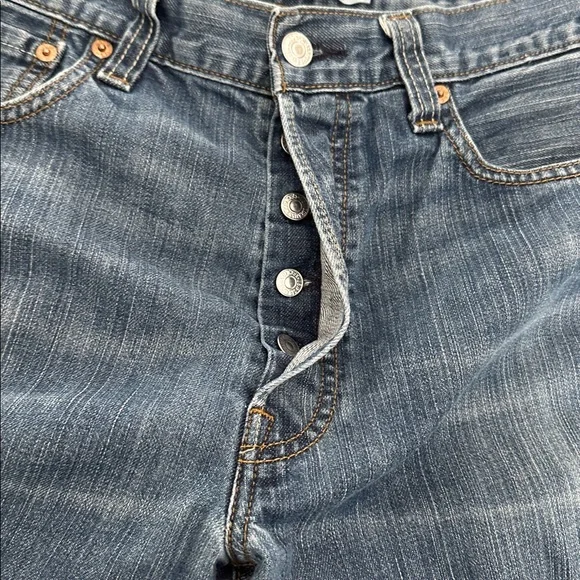 Levi's 501 button fly Classic Straight Blue Jeans - Picture 6 of 6